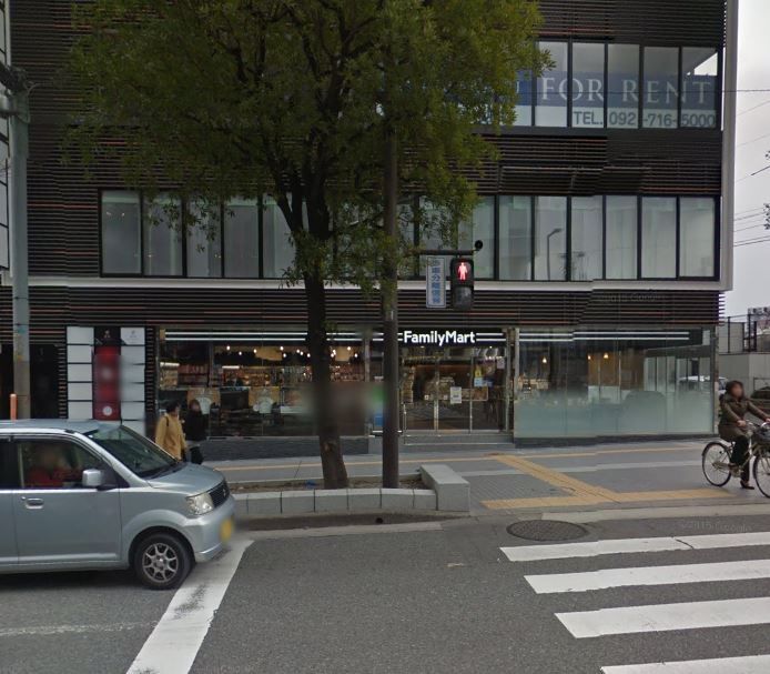 近くのファミリーマート 博多中洲四丁目店まで103m（徒歩2分）