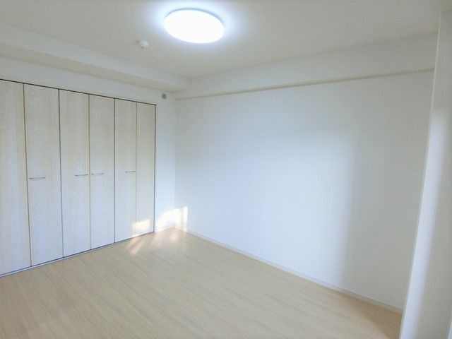 ベッドルーム
