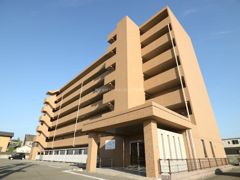 エルグランディの外観画像