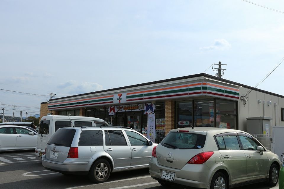 近くのセブンイレブン 福津津屋崎店まで458m（徒歩6分）
