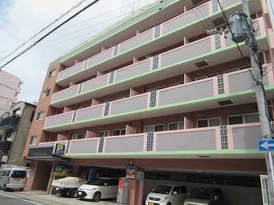 メゾンドリバティ西新の外観画像