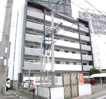 プロニティ空港前の外観画像