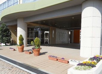 近くの箱崎清松中学校まで1,200m（徒歩15分）