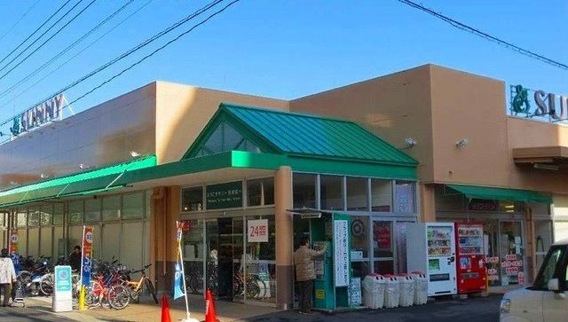 近くのサニー別府店まで428m(徒歩6分)