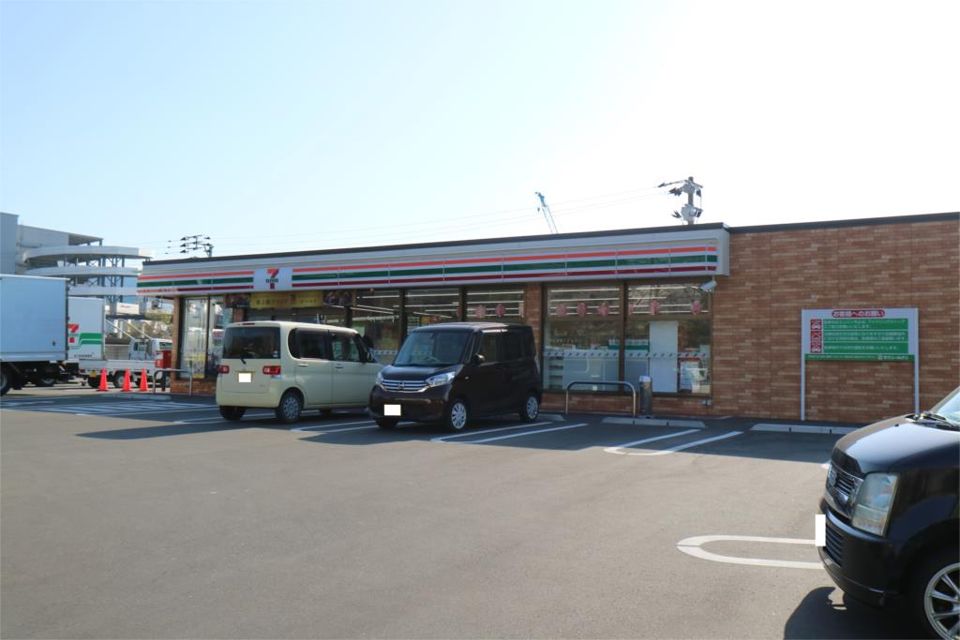 近くのセブンイレブン 宇美東小学校前店まで530m（徒歩7分）