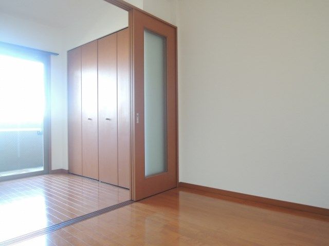ベッドルーム