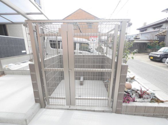 近くのセブンイレブン 博多板付7丁目店まで299m（徒歩4分）