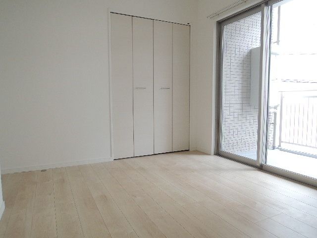 ベッドルーム
