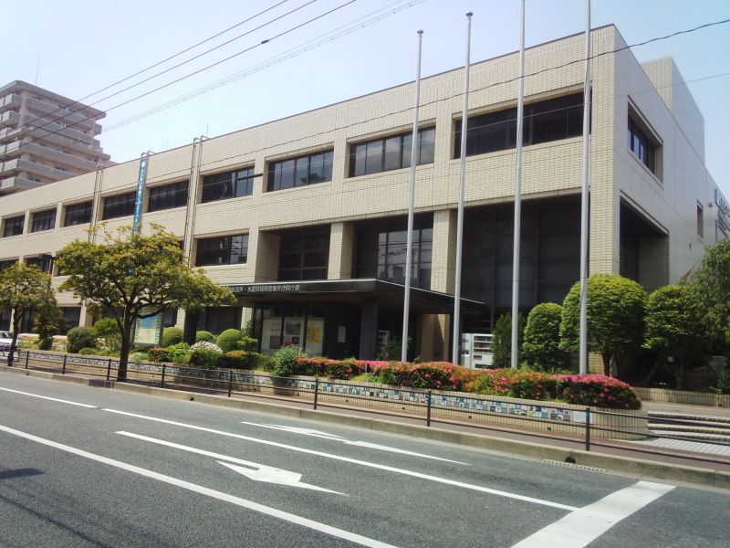 近くの福岡市城南区役所まで957m(徒歩12分)