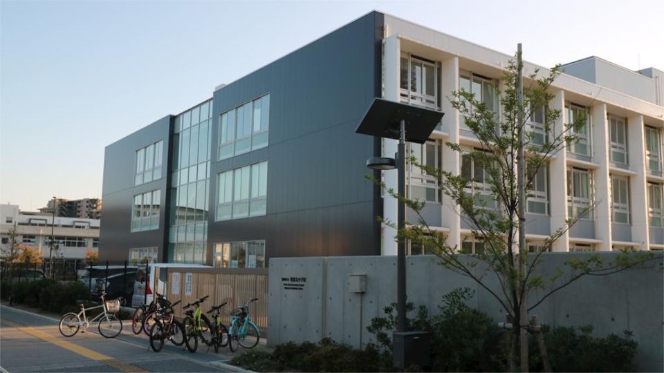 近くの福岡市立 照葉北小学校まで322m(徒歩5分)