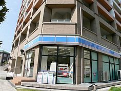 近くの浜の町病院まで1,128m(徒歩15分)