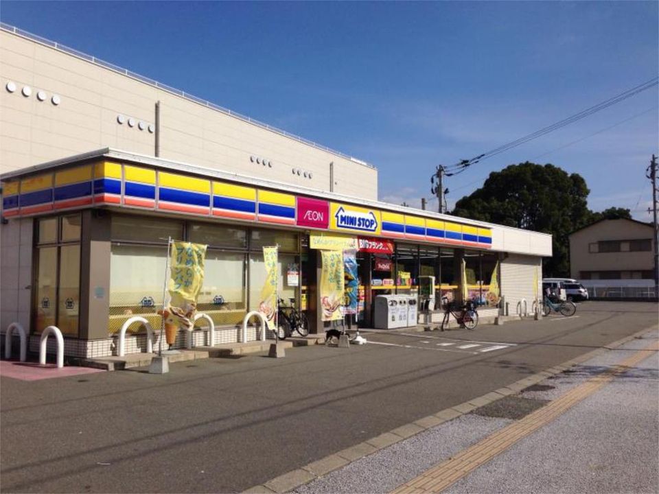 近くのミニストップ 福岡馬出4丁目店まで165m(徒歩3分)