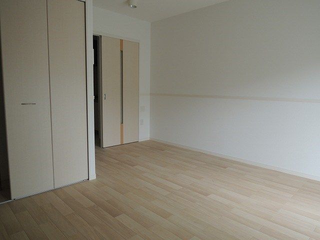 ベッドルーム
