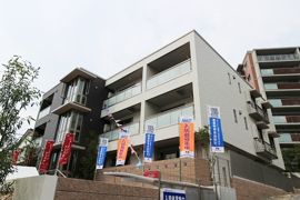 シャーメゾン六本松の外観画像