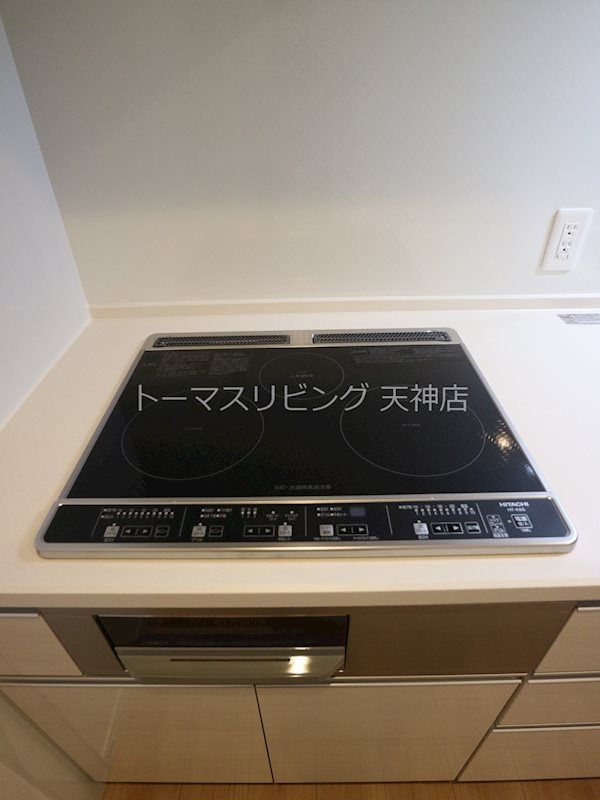 近くの福岡赤坂郵便局まで497m（徒歩7分）