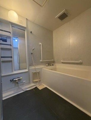 近くのマックスバリュエクスプレス博多消防署通り店まで192m(徒歩3分)