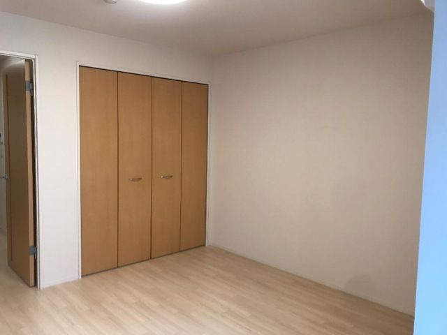 ベッドルーム