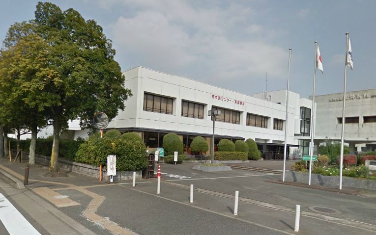 近くの福岡市南図書館まで900m(徒歩12分)