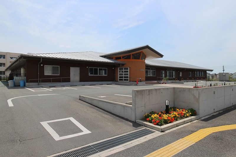 近くのいろどり真愛保育園まで689m(徒歩9分)