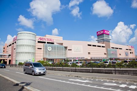 近くのイオンモール福岡ルクルまで2,800m(徒歩35分)