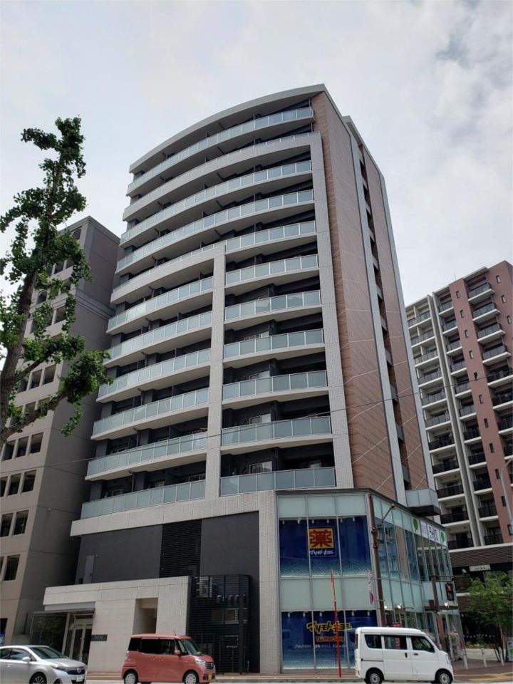 近くのマツモトキヨシ キャナルシティ博多店まで312m（徒歩4分）
