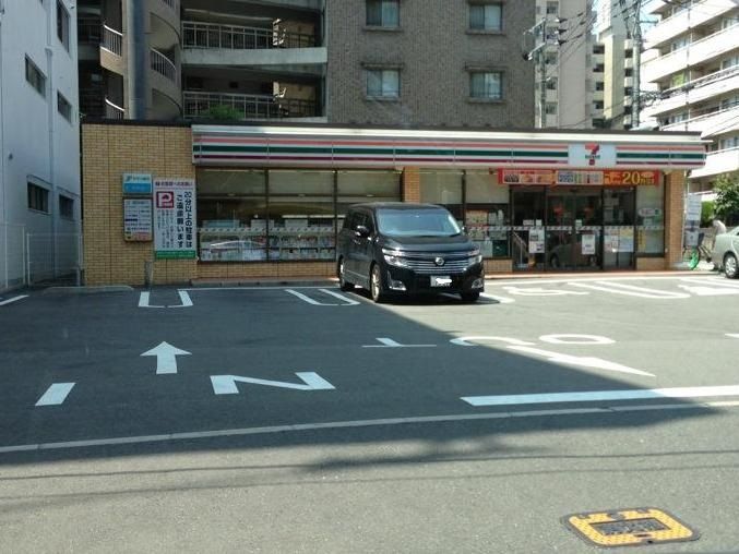 近くのセブンイレブンまで140m(徒歩2分)