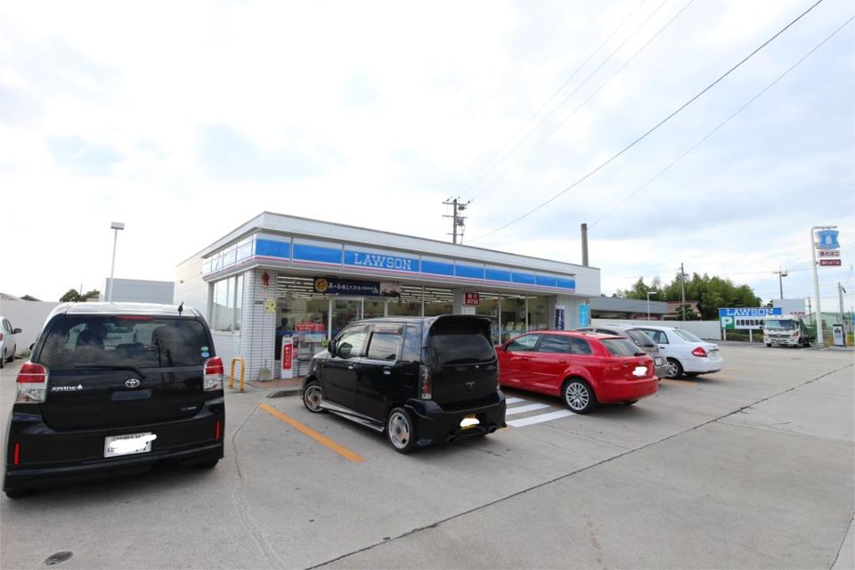 近くのローソン 古賀太郎丸店まで190m(徒歩3分)