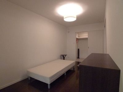 ベッドルーム