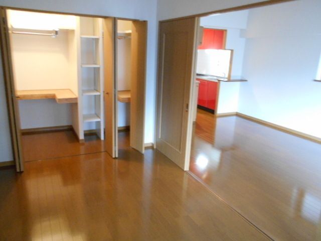ベッドルーム