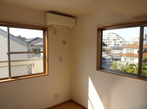 ベッドルーム