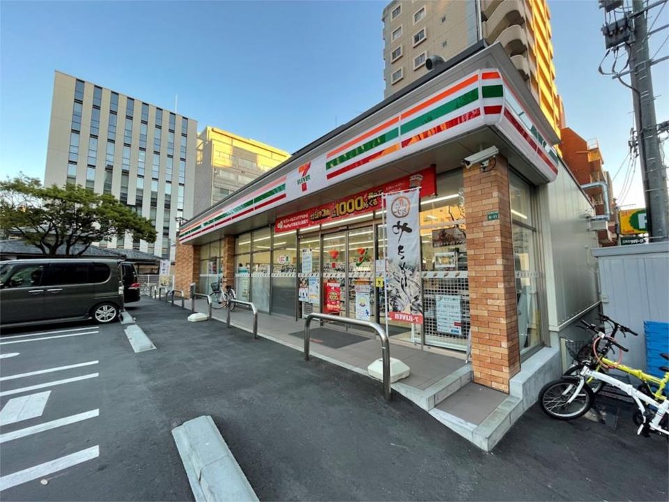 近くのセブンイレブン 博多駅東3丁目店まで115m(徒歩2分)