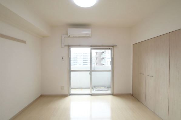 ベッドルーム