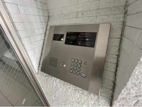 近くのザ・ダイソー マルショク吉塚駅東店まで657m(徒歩9分)