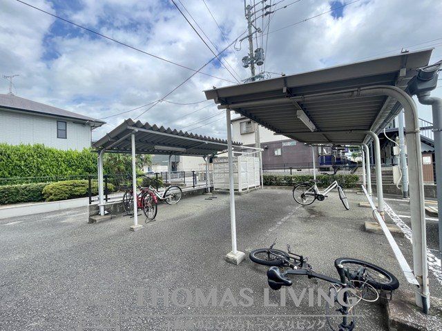 近くの新宮町立新宮中学校まで1,704m(徒歩22分)