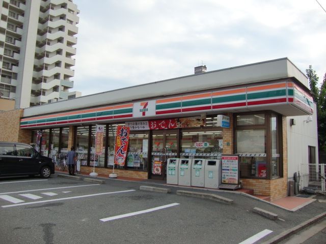 近くのセブンイレブン福岡錦店まで328m（徒歩5分）