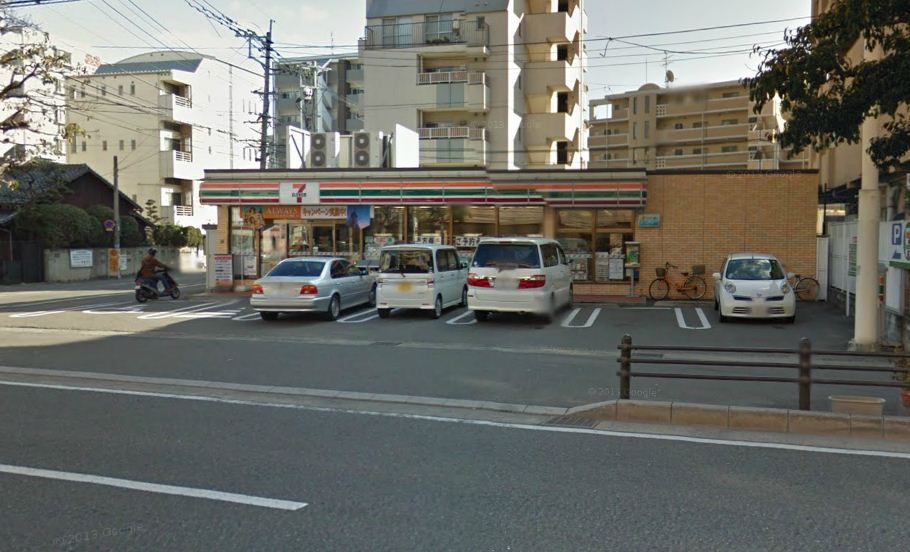 近くのセブンイレブンまで170m(徒歩3分)
