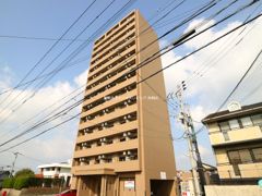 ロイヤルヒルズタワーの外観画像