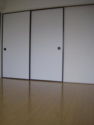 ベッドルーム