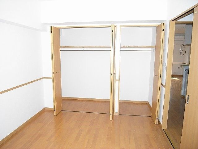 ベッドルーム