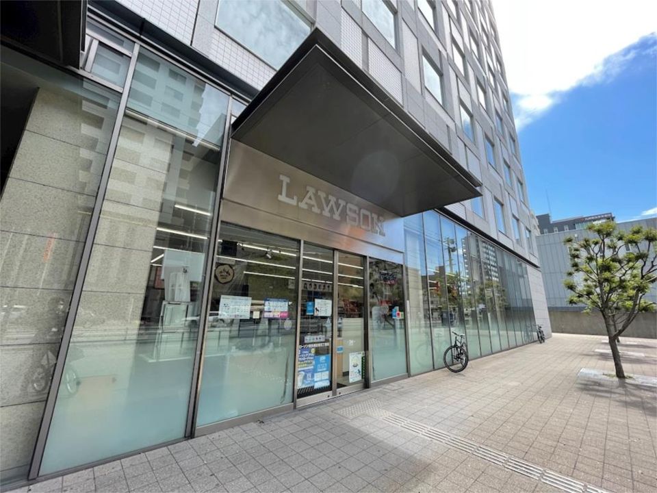 近くのローソン 博多東比恵三丁目店まで438m（徒歩6分）