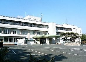 近くの新宮町役場まで1,883m(徒歩24分)