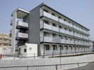 レオパレスセレーノ香椎駅東の外観