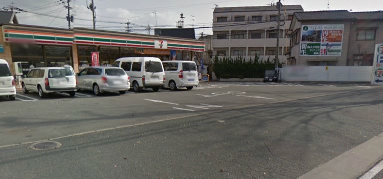 近くのセブンイレブンまで513m（徒歩7分）
