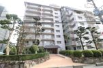 日商岩井今泉マンションの外観