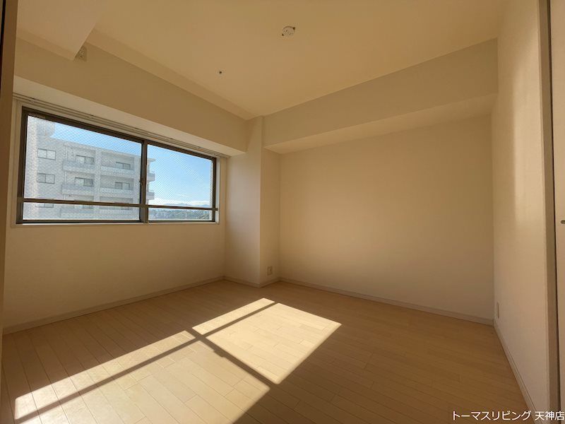 ベッドルーム