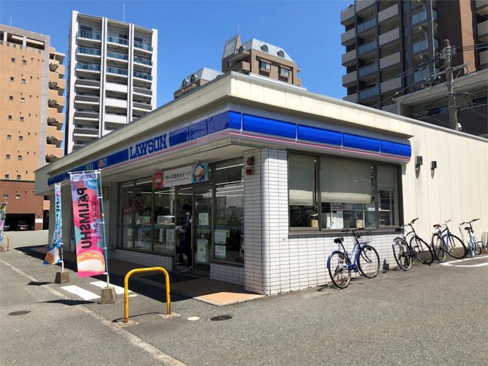 近くのローソン 比恵町店まで143m(徒歩2分)