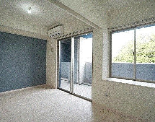 ベッドルーム