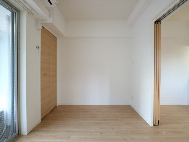 ベッドルーム