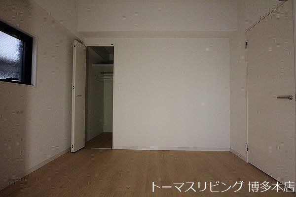ベッドルーム