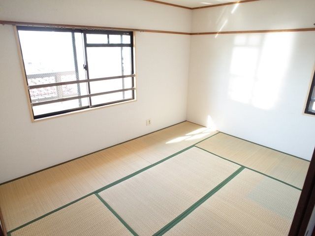 ベッドルーム